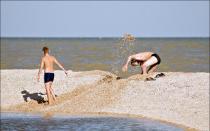 Должанская коса, Азовское море: пляжи, базы отдыха